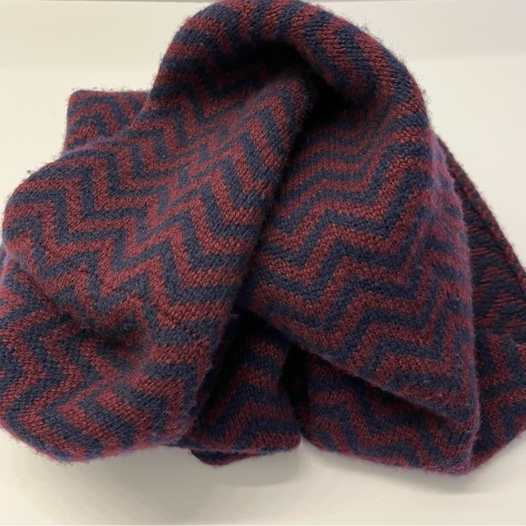 J Crew Burgundy Blue Chevron Wool Acrylic Blend Infinity Knit Scarf OS - Picture 8 of 10